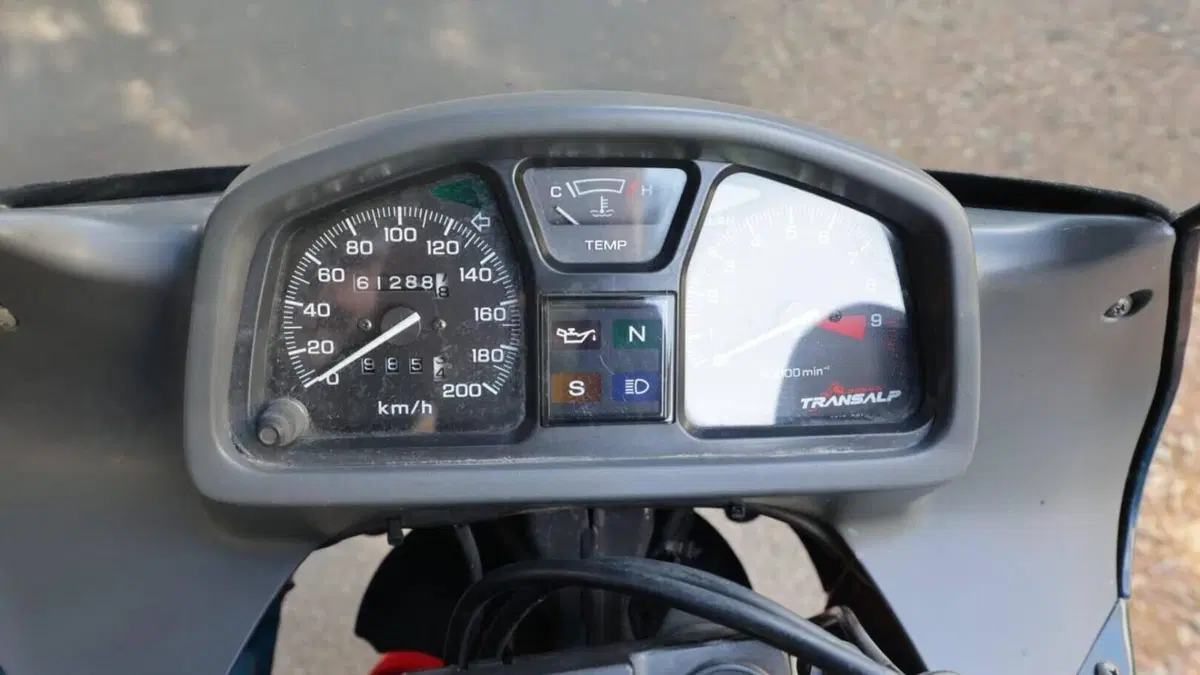 Honda   (4)