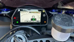 Yamaha YZF R1 (2020 - 25)  (10)