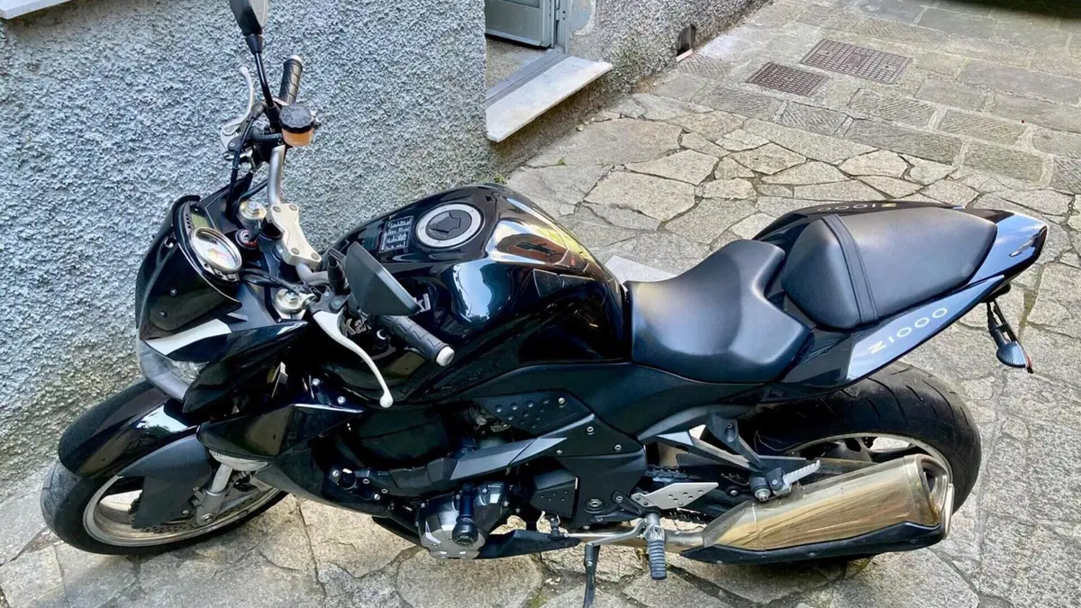 Kawasaki Z 1000 (2007 - 09)  (3)