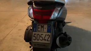 Yamaha N-Max 125 (2017 - 20)  (6)