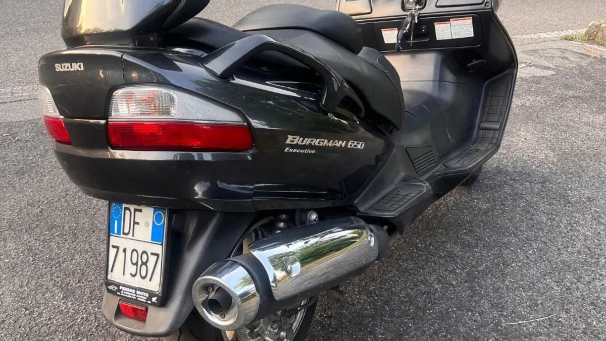 Suzuki Burgman AN 650 Executive ABS (2006 - 12)  (4)