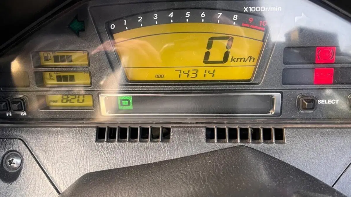 Suzuki Burgman AN 650 Executive ABS (2006 - 12)  (7)