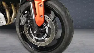 Triumph Trident 660 (2021 - 24)  (2)