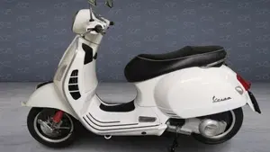 Vespa GTS 300 (2010 - 14)  (2)