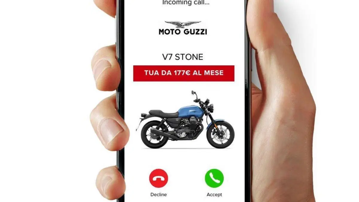 Moto Guzzi V7 Stone (2025 - 26)  (2)