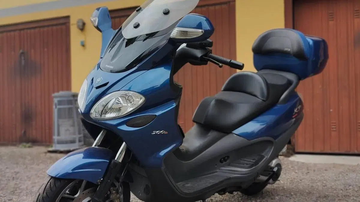 Piaggio X9 500 Evolution 