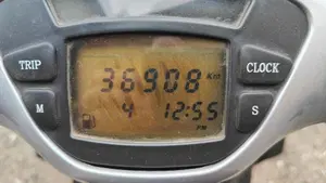 Piaggio X9 500 Evolution  (4)