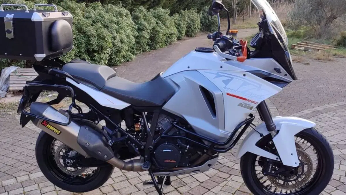 KTM 1290 Super Adventure (2015 - 16)  (4)