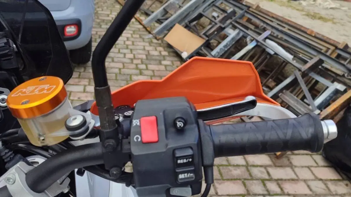 KTM 1290 Super Adventure (2015 - 16)  (13)