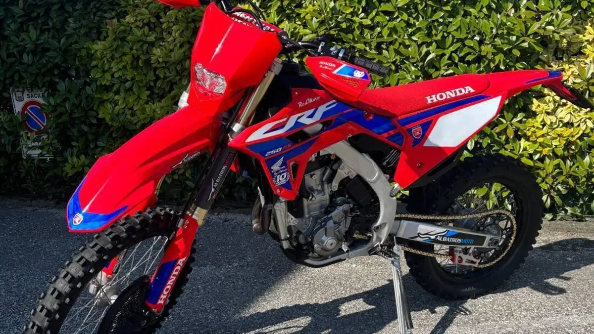 Honda CRF 250RX Enduro (2024)  (2)