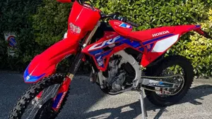 Honda CRF 250RX Enduro (2024)  (2)