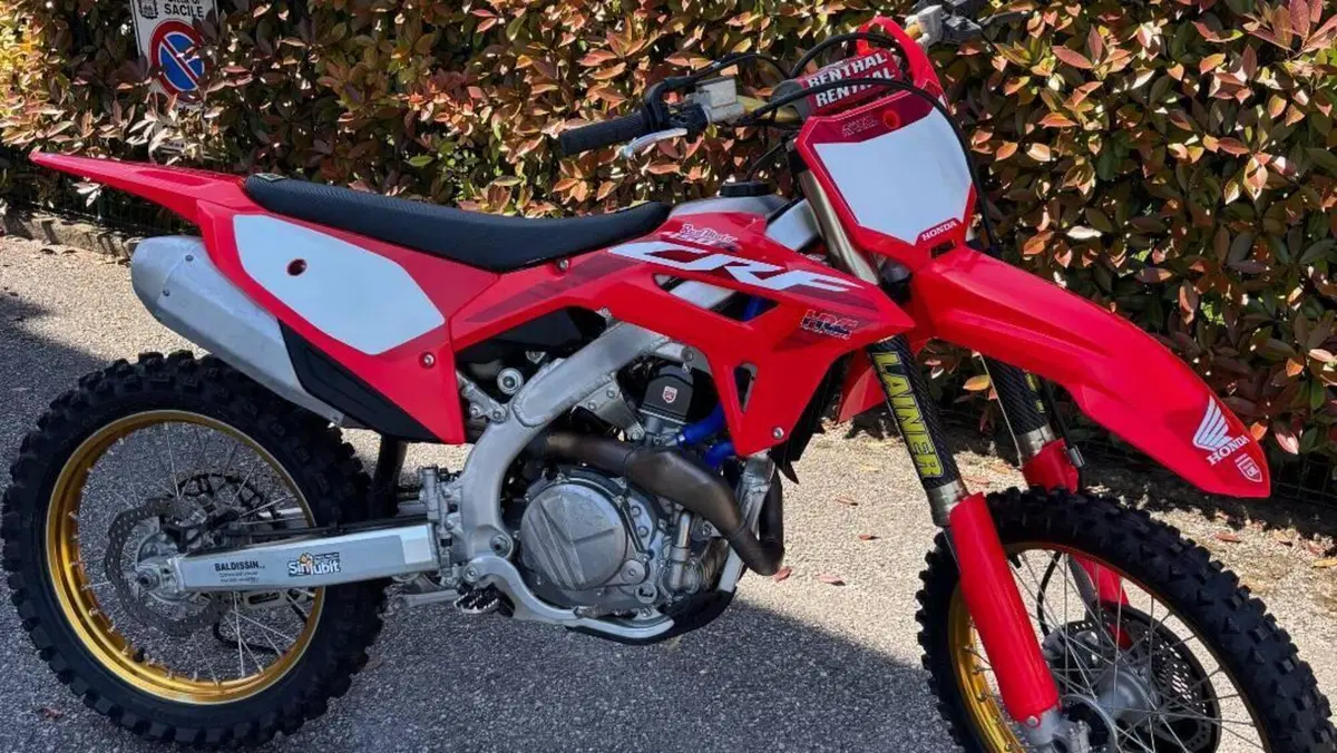 Honda CRF 450R (2023) 