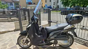 Honda SH 300 i (2006 - 10)  (2)