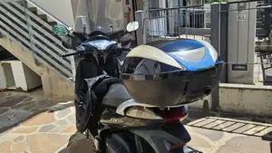 Honda SH 300 i (2006 - 10)  (3)