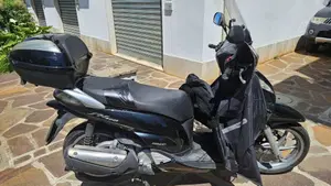 Honda SH 300 i (2006 - 10)  (4)