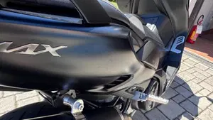 Yamaha T-Max 560 Tech Max (2022 - 24)  (5)