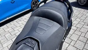 Yamaha T-Max 560 Tech Max (2022 - 24)  (9)