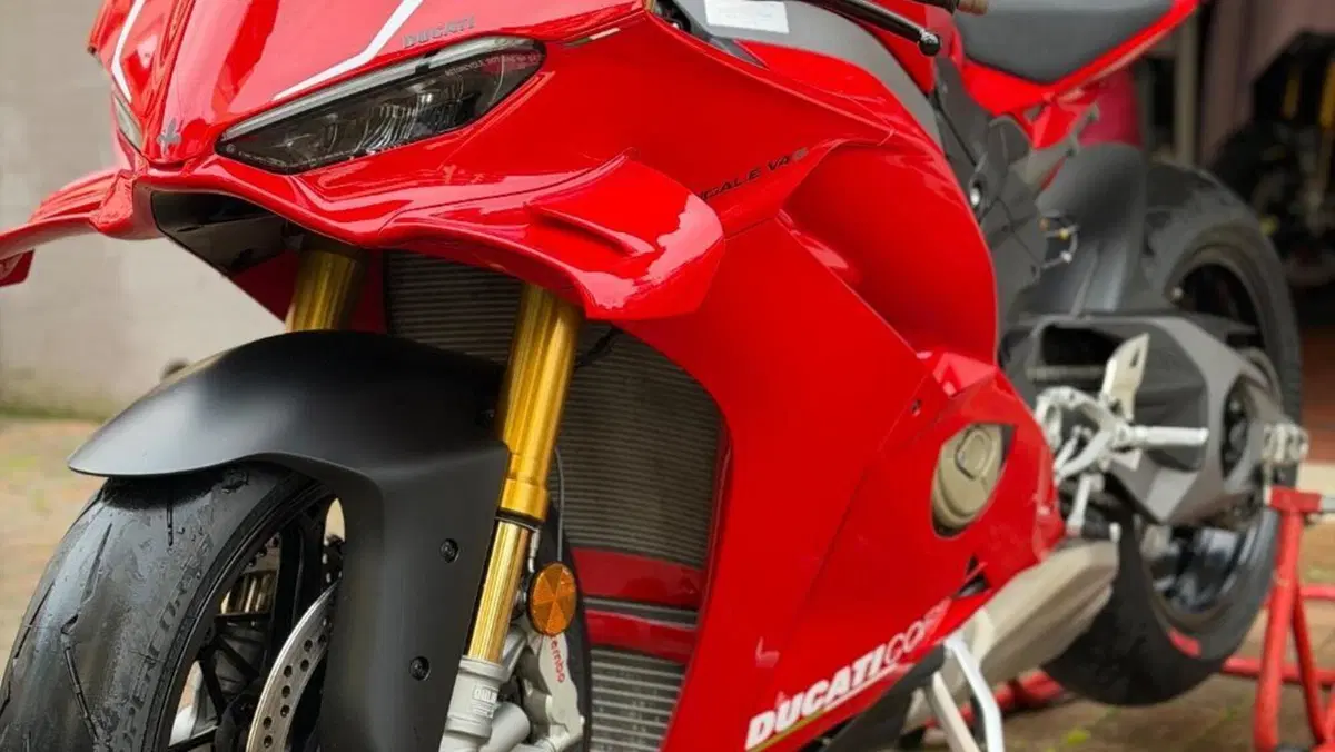 Ducati Panigale V4 S (2025 - 26)  (4)