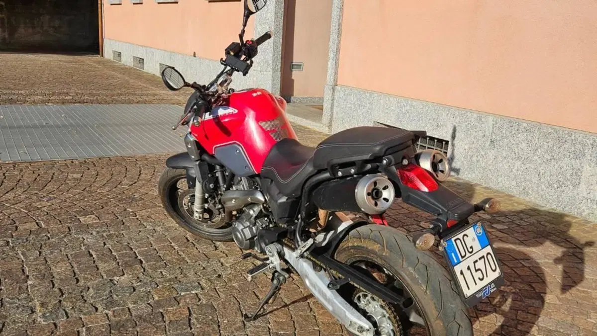 Yamaha MT-03 (2006 - 14)  (8)