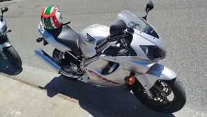 Honda CBR 600 F (2001 - 06)  (2)