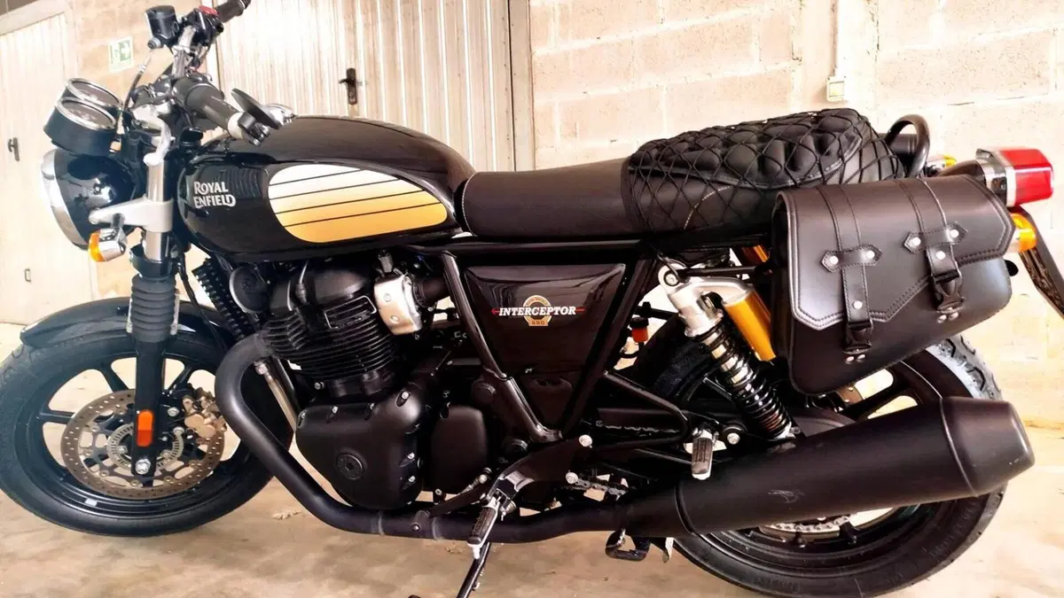 Royal Enfield Interceptor 650 (2021 - 26)  (2)