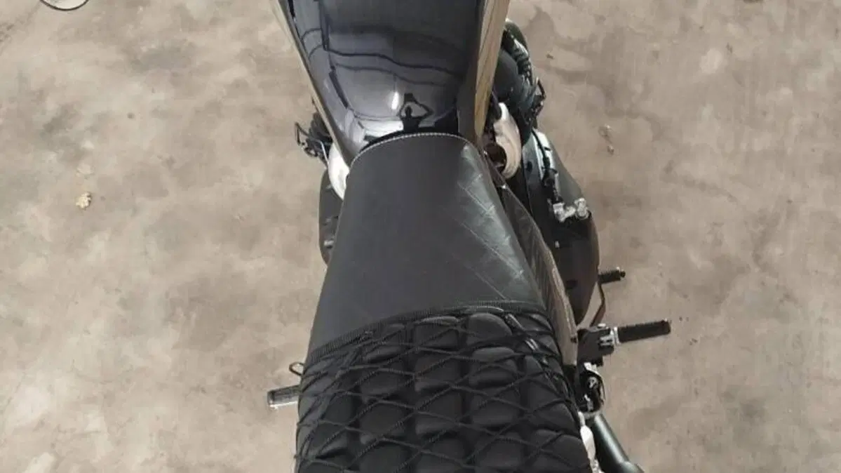 Royal Enfield Interceptor 650 (2021 - 26)  (7)