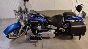 Harley-Davidson 1690 Deluxe (2016 - 17) - FLSTN 