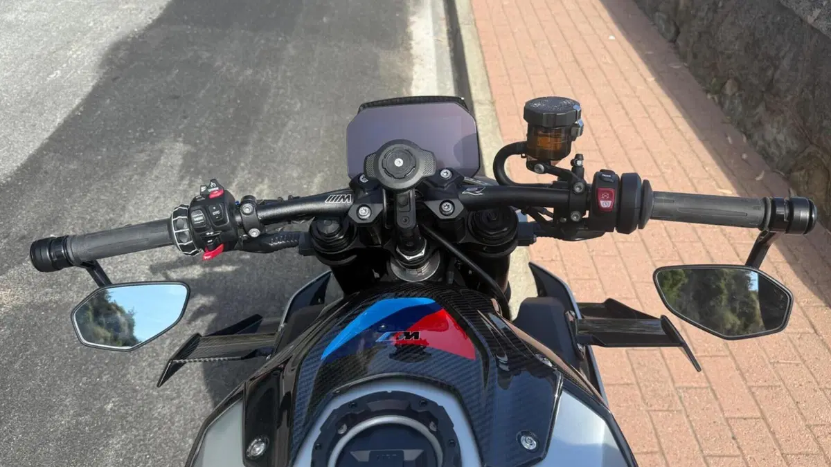 Bmw M 1000 R (2025 - 27)  (5)