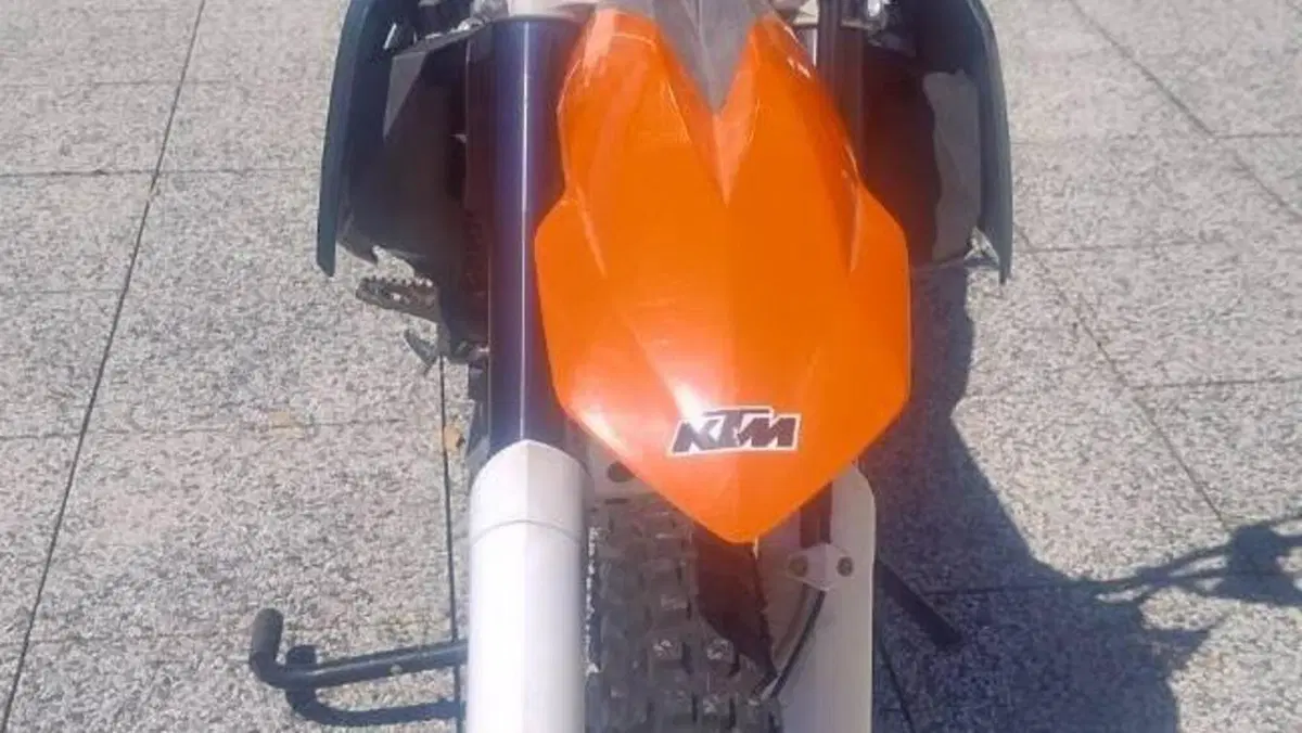 KTM 690 Enduro R (2009 - 11)  (3)