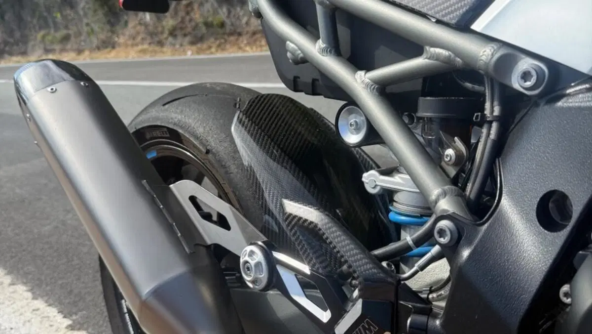 Bmw M 1000 R (2025 - 27)  (12)
