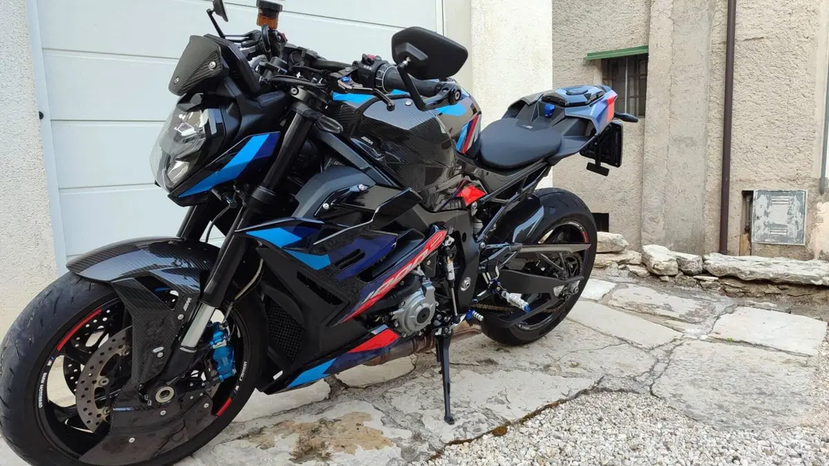 Bmw M 1000 R (2023 - 24)  (3)