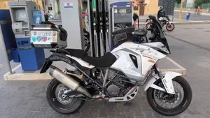 KTM 1290 Super Adventure (2015 - 16)  (5)