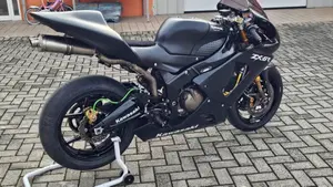 Kawasaki Ninja 600 ZX-6RR (2005 - 06)  (3)