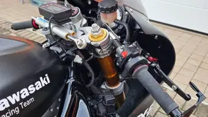 Kawasaki Ninja 600 ZX-6RR (2005 - 06)  (8)