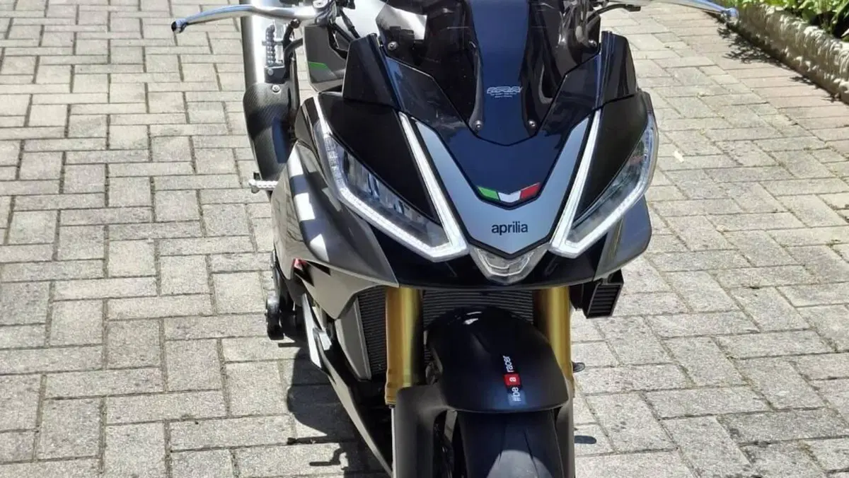 Aprilia Tuono V4 (2021 - 24)  (7)