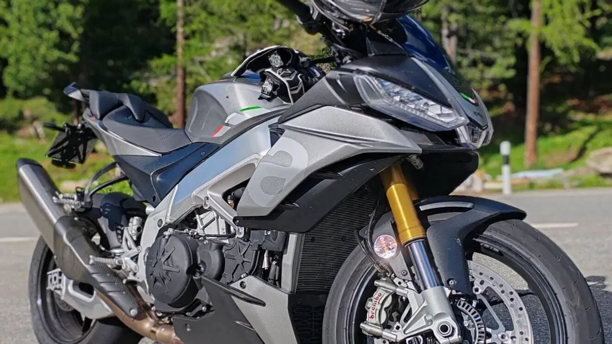 Aprilia Tuono V4 (2021 - 24)  (6)