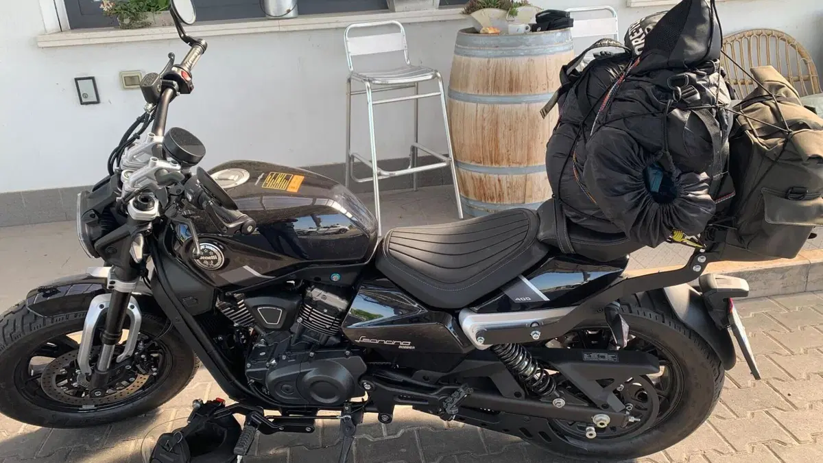 Benelli Leoncino 400 Bobber (2026) 