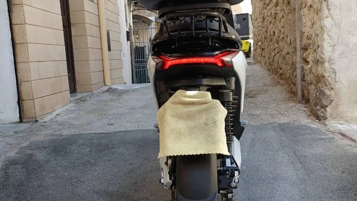 Piaggio 1 (2022 - 26)  (6)