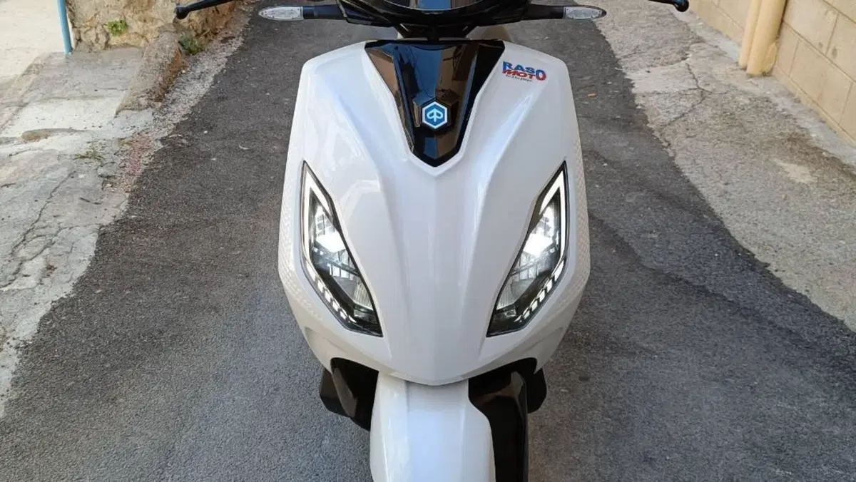 Piaggio 1 (2022 - 26)  (10)