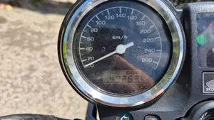 Honda Hornet 900  (3)
