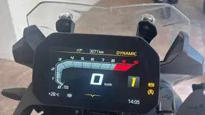 Bmw F 750 GS Edition 40 Years GS (2021)  (3)