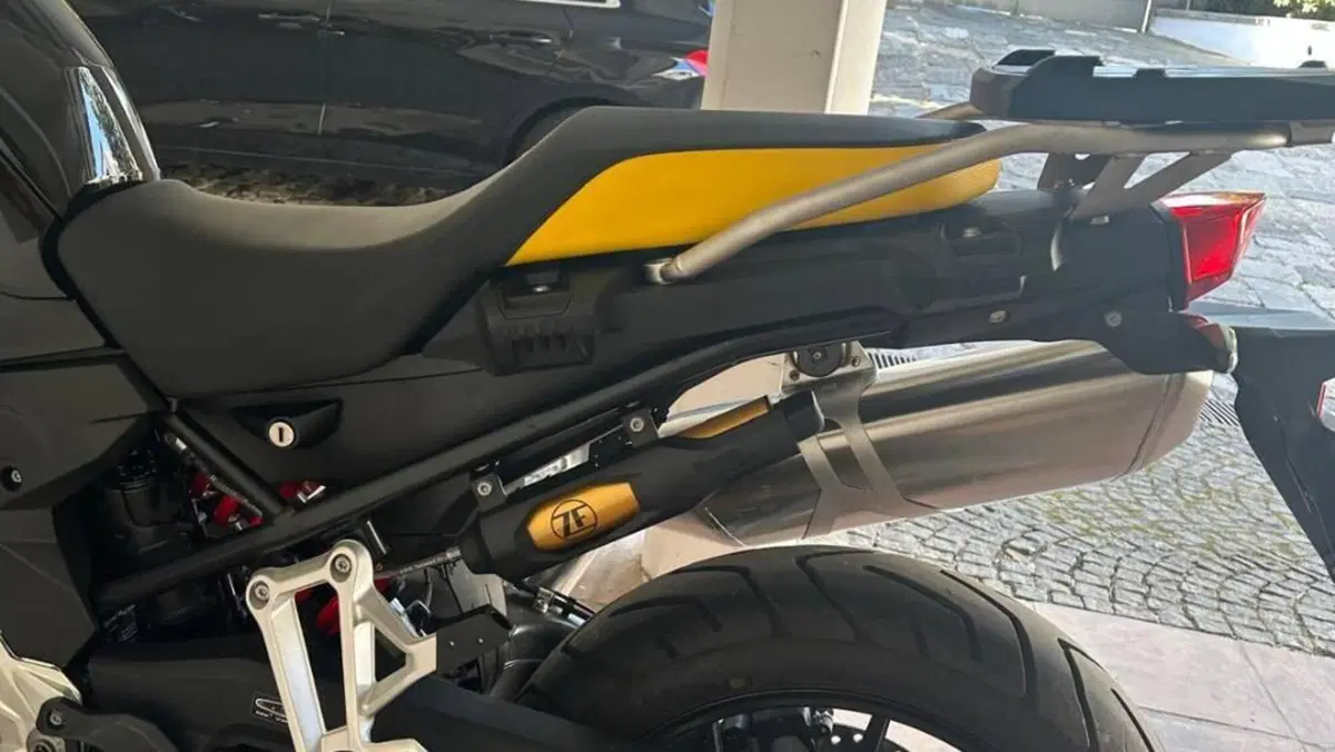 Bmw F 750 GS Edition 40 Years GS (2021)  (9)