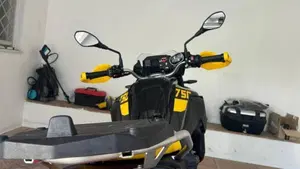 Bmw F 750 GS Edition 40 Years GS (2021)  (10)
