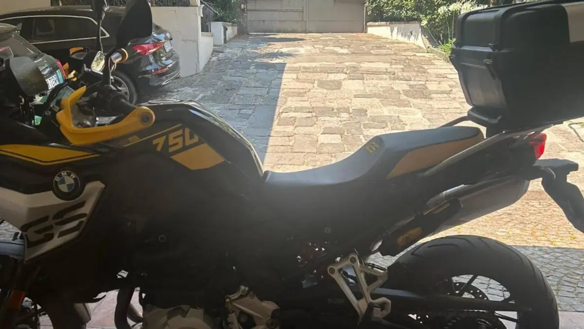 Bmw F 750 GS Edition 40 Years GS (2021)  (11)