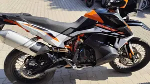KTM 890 Adventure R (2021)  (8)