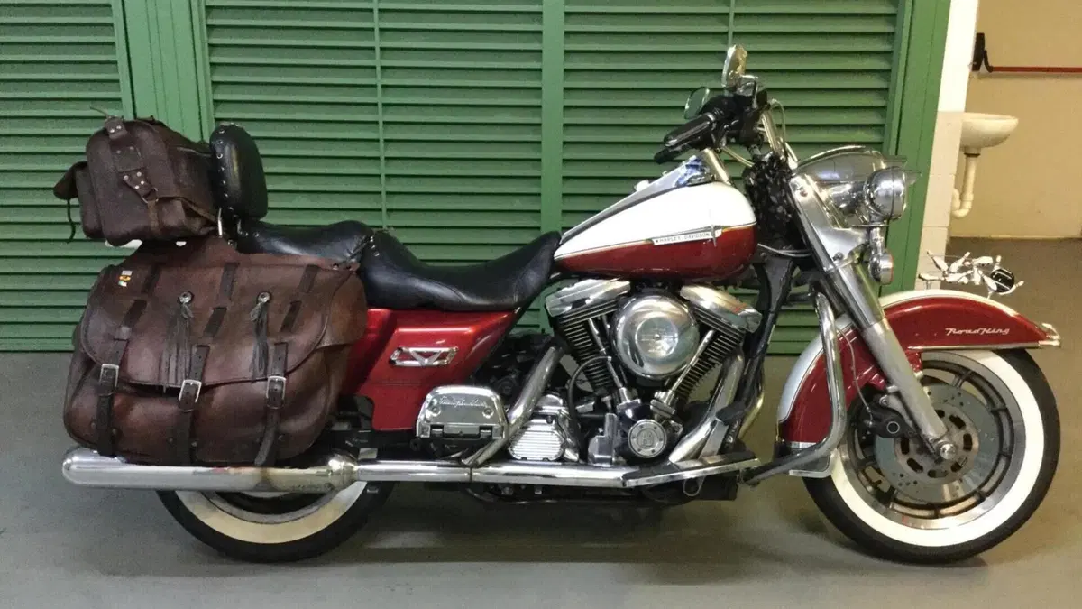 Harley-Davidson   (3)