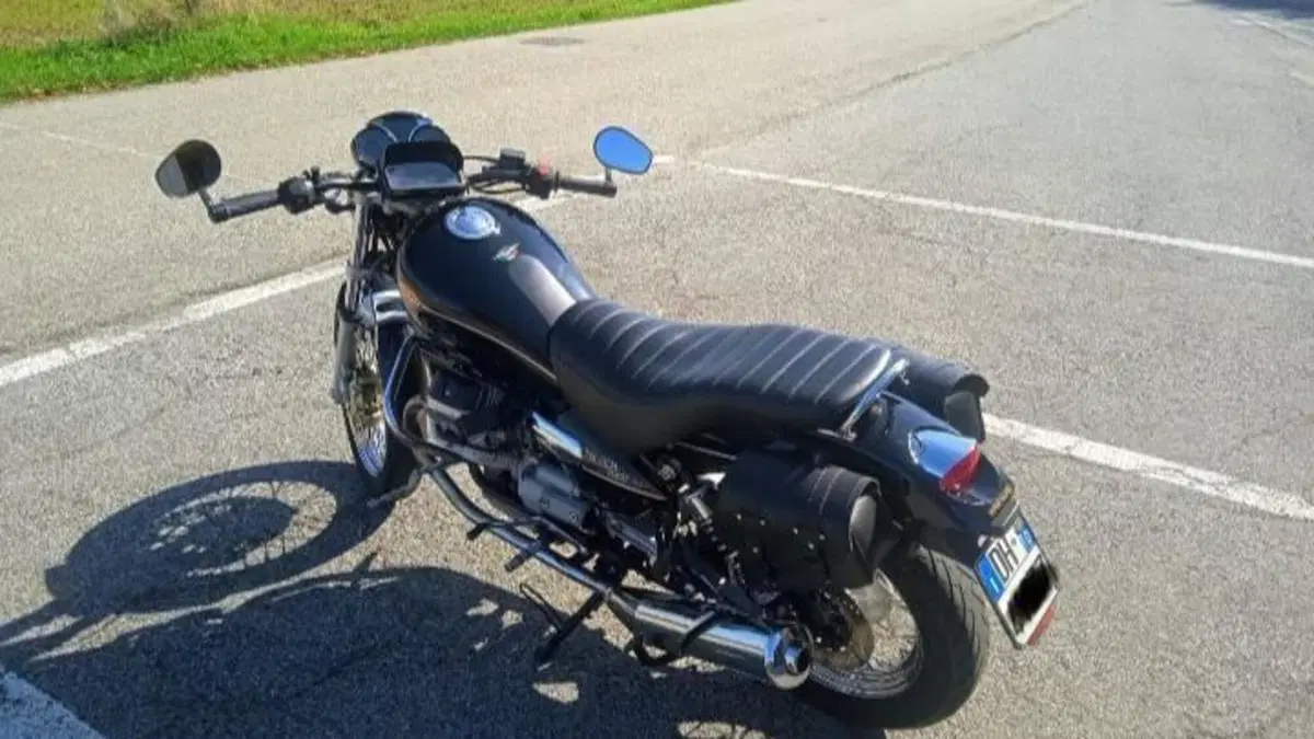 Moto Guzzi Nevada 750 Classic (2008 - 15)  (2)