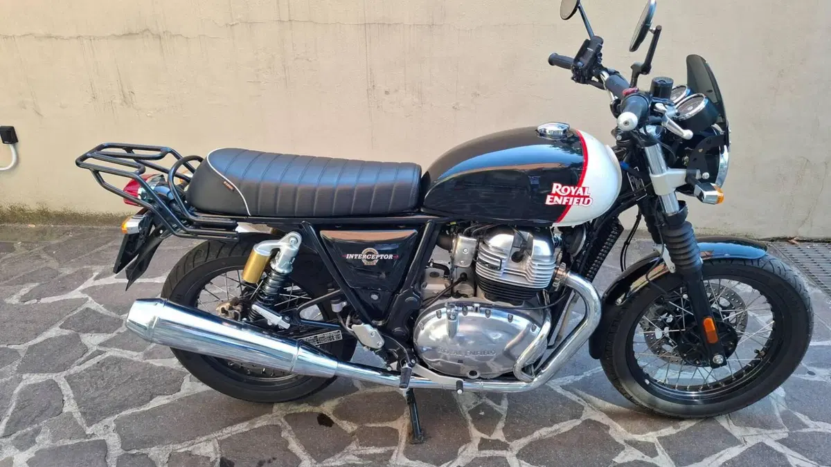 Royal Enfield Interceptor 650 (2021 - 26)  (6)