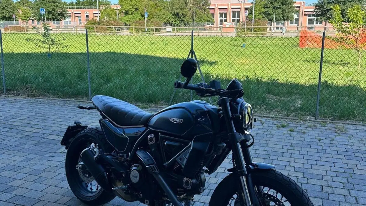 Ducati Scrambler 800 Nightshift (2023 - 24) 
