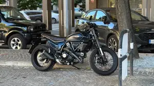 Ducati Scrambler 800 Nightshift (2023 - 24)  (3)